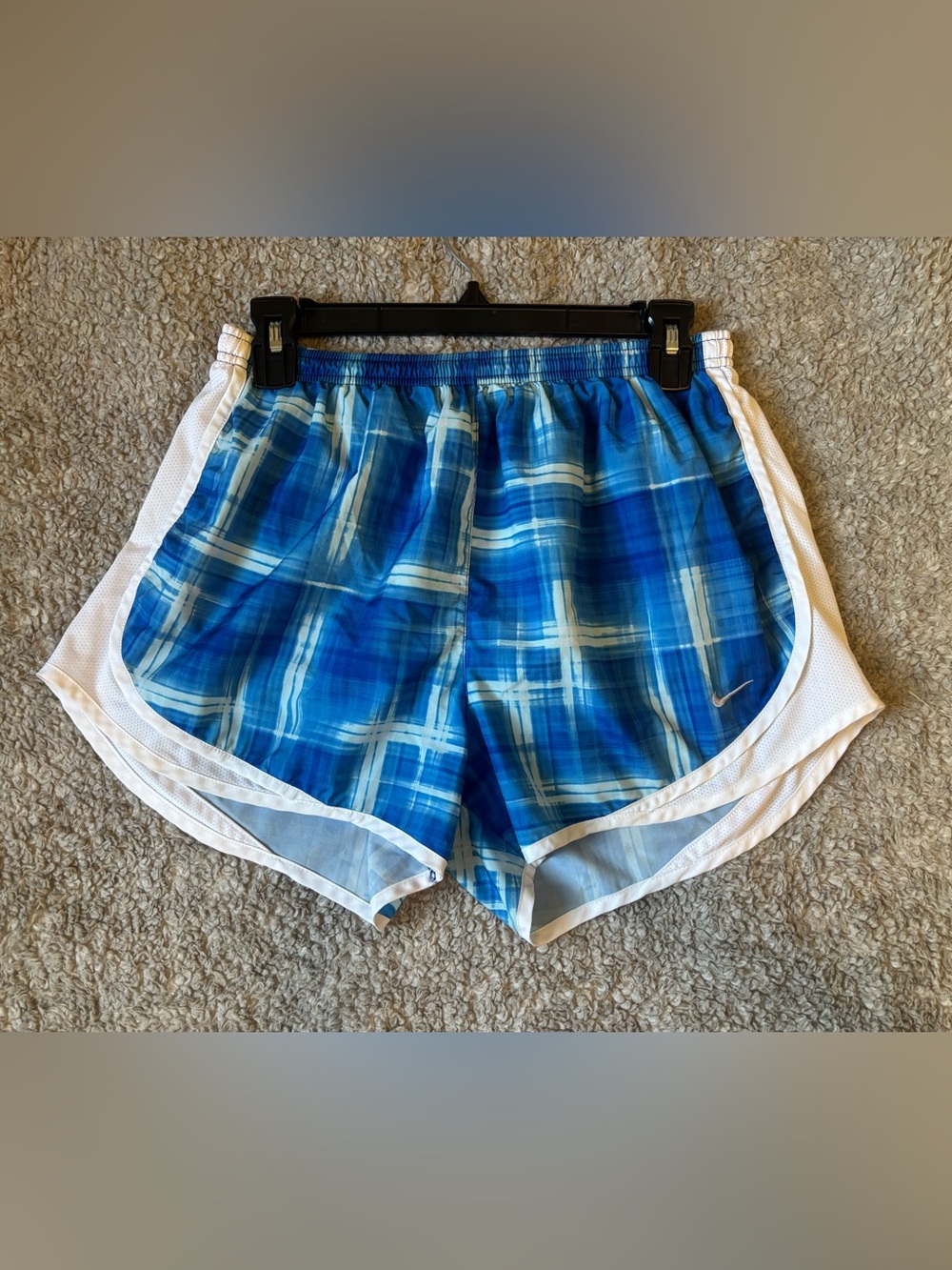 Nike Dri-Fit Tempo running shorts Size Large